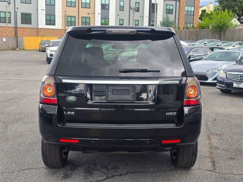 Used 2014 Land Rover LR2 HSE AWD/4WD image 5