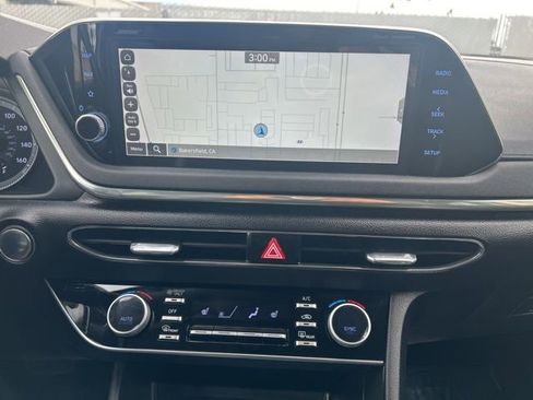 Certified 2023 Hyundai Sonata SEL image 9