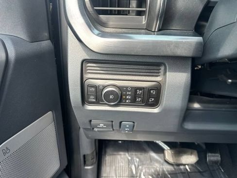 Used 2025 Ford F250 Lariat w/ Lariat Ultimate Package AWD/4WD image 21
