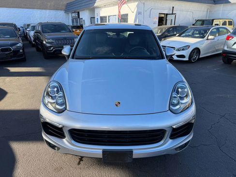 Used 2016 Porsche Cayenne S AWD/4WD image 8
