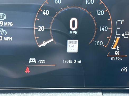 Used 2025 Ford Mustang GT Premium RWD image 13