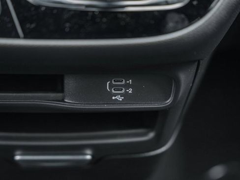 New 2026 Chrysler Voyager LX image 24