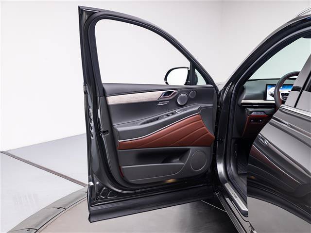 Used 2026 Genesis GV80 3.5T Prestige AWD/4WD image 24