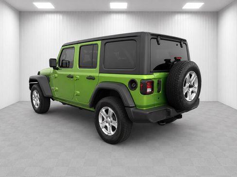 Used 2019 Jeep Wrangler Unlimited Sport S AWD/4WD image 5