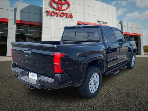Used 2024 Toyota Tacoma SR5 AWD/4WD image 3