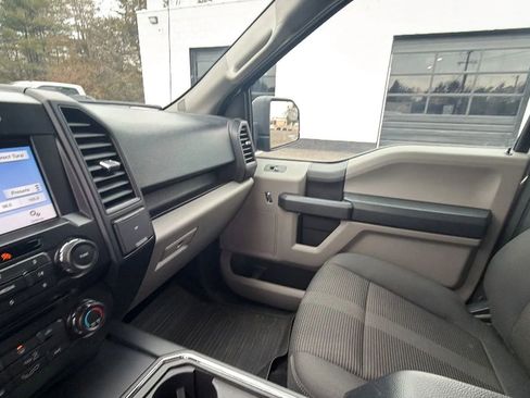 Used 2017 Ford F150 XL w/ Equipment Group 101A Mid image 25