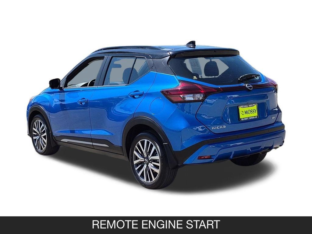 Used 2023 Nissan Kicks SR FWD image 7