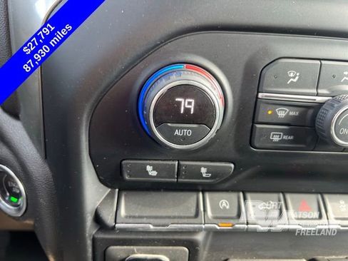 Used 2021 Chevrolet Silverado 1500 RST w/ LPO, Liner Protection Package image 18