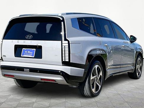 Used 2026 Hyundai Ioniq 9 Limited image 2
