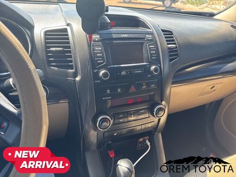 Used 2013 Kia Sorento EX FWD image 8