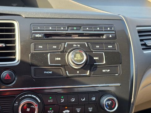 Used 2013 Honda Civic LX image 10