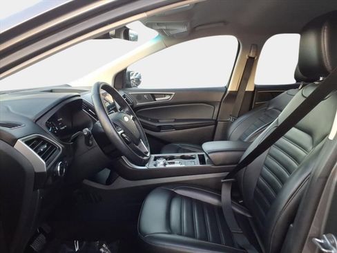 Used 2024 Ford Edge SEL image 11