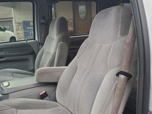 Used 2001 Ford Excursion XLT image 20