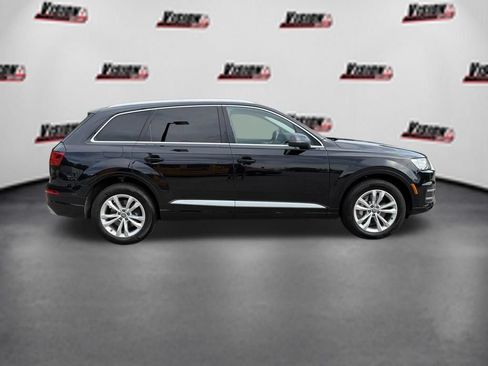 Used 2019 Audi Q7 2.0T Premium w/ Cold Weather Package AWD/4WD image 4