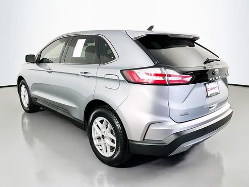 Used 2024 Ford Edge SEL AWD/4WD image 9