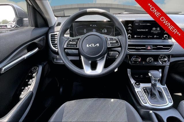 Used 2024 Kia Seltos LX AWD/4WD image 5