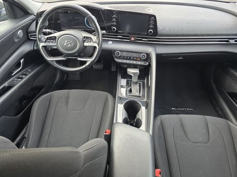 Used 2022 Hyundai Elantra SEL w/ Convenience Package image 26