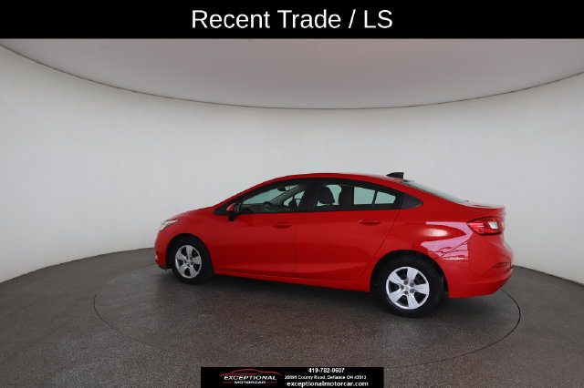 Used 2018 Chevrolet Cruze LS FWD image 9