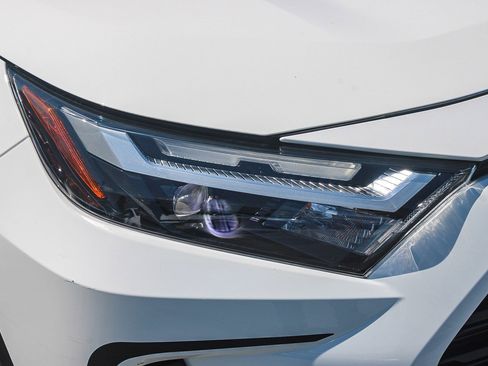 Used 2023 Toyota RAV4 XLE w/ Convenience Package image 2