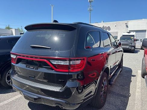 Used 2024 Dodge Durango GT AWD/4WD image 11