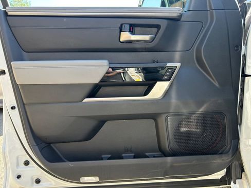 Used 2024 Toyota Tundra Limited image 22