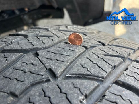 Used 2023 Ford F150 Lariat image 14