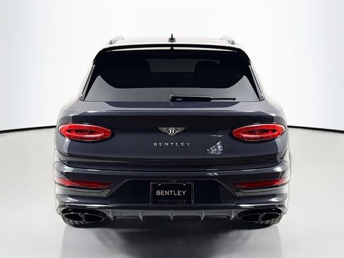 Certified 2023 Bentley Bentayga image 7