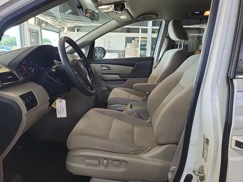 Used 2014 Honda Odyssey EX image 7