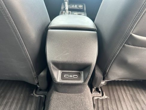 Used 2023 Honda Civic Touring image 25