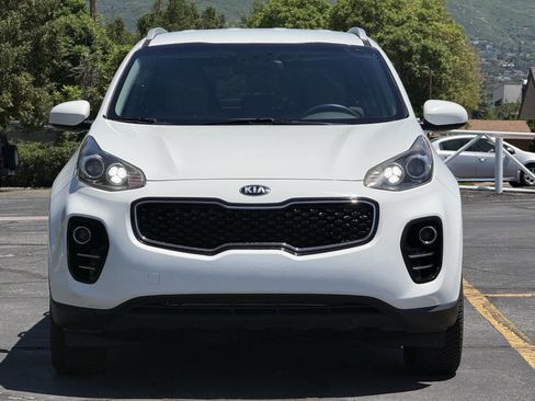 Used 2019 Kia Sportage LX w/ LX Popular Package AWD/4WD image 2