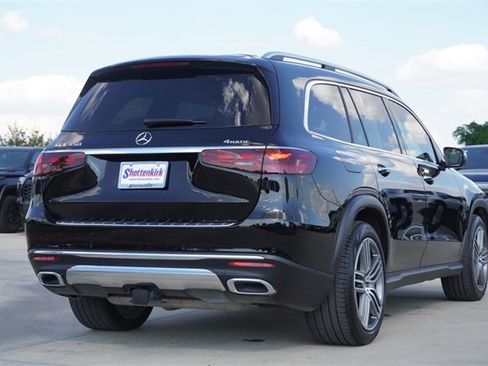 Used 2025 Mercedes-Benz GLS 450 4MATIC image 9