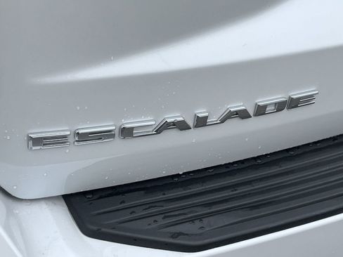 Used 2023 Cadillac Escalade ESV Premium Luxury w/ LPO, Radiant Package image 25