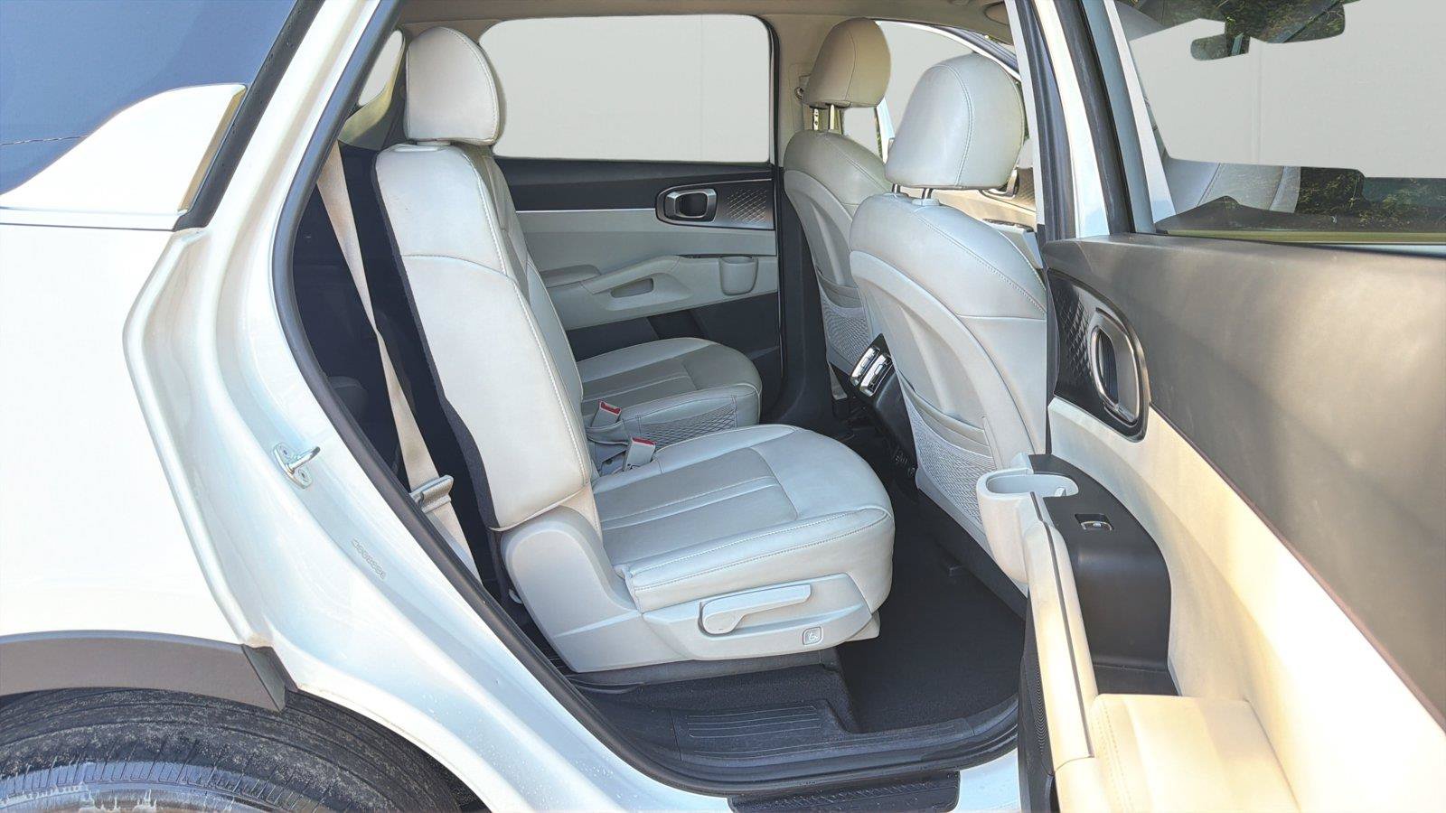 Used 2023 Kia Sorento EX FWD image 13