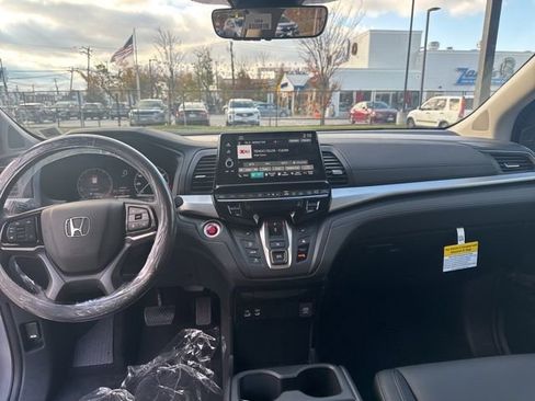 New 2026 Honda Odyssey EX-L image 14