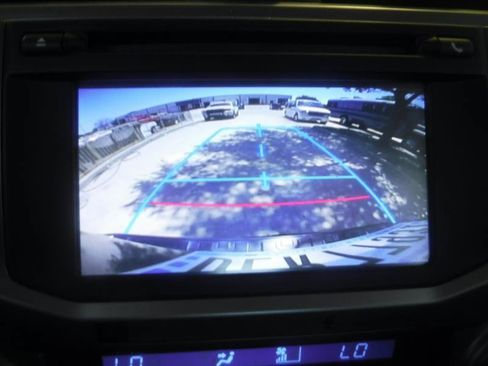 Used 2014 Toyota 4Runner Limited AWD/4WD image 40