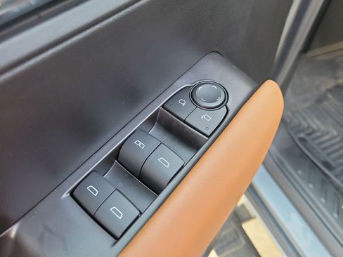 Used 2024 GMC Canyon AT4 w/ AT4 Premium Package image 13