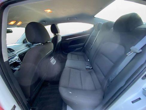 Used 2020 Hyundai Elantra SEL w/ Cargo Package (C1) FWD image 16