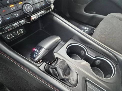 Used 2023 Dodge Durango GT AWD/4WD image 11