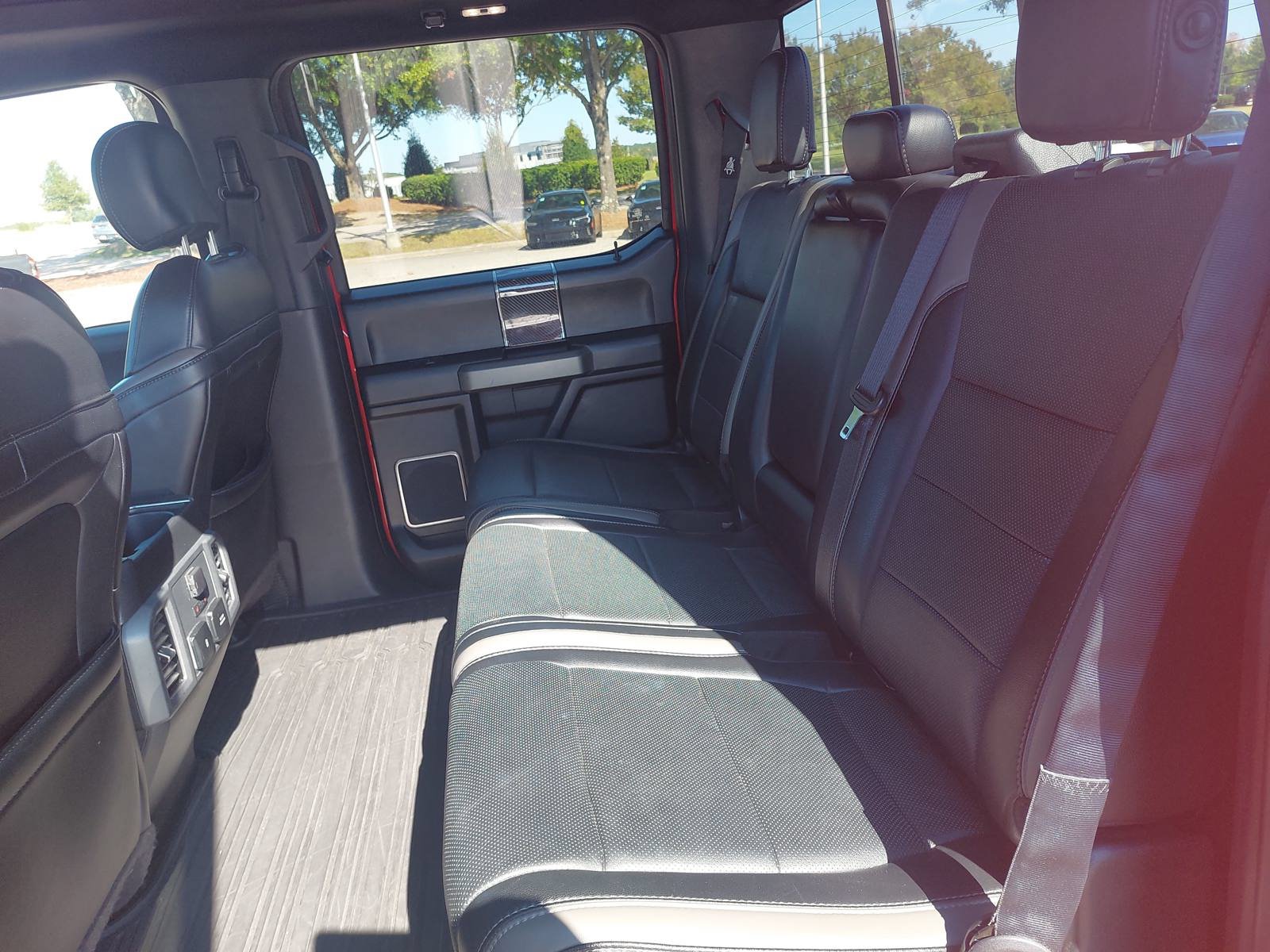 Used 2018 Ford F150 Raptor w/ Equipment Group 802A Luxury AWD/4WD image 13