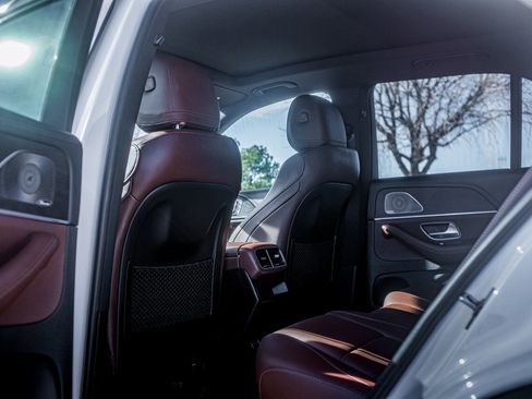 Used 2024 Mercedes-Benz GLE 350 4MATIC image 36