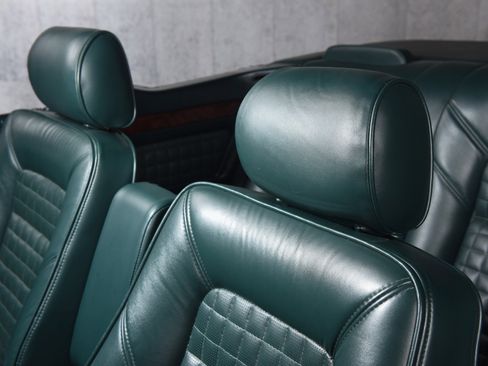 Used 1995 Mercedes-Benz E 320 Convertible image 18