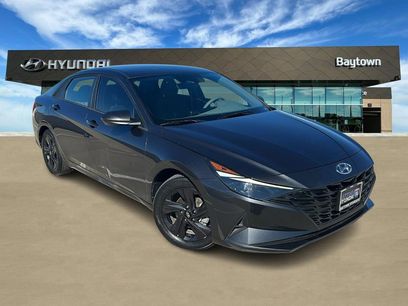Used 2023 Hyundai Elantra SEL