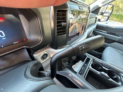 New 2026 Ford F250 XLT w/ XLT Premium Package AWD/4WD image 13