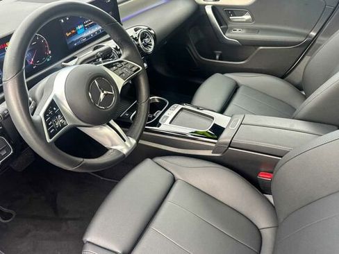 Certified 2025 Mercedes-Benz CLA 250 image 10