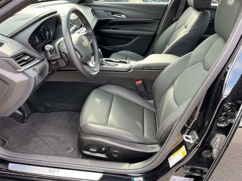 Used 2024 Cadillac CT4 Luxury image 28
