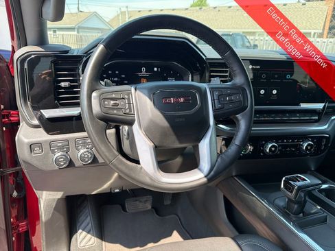 Used 2023 GMC Sierra 1500 SLT w/ SLT Premium Package AWD/4WD image 16