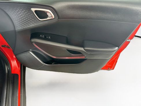 Used 2022 Kia Soul EX FWD image 31