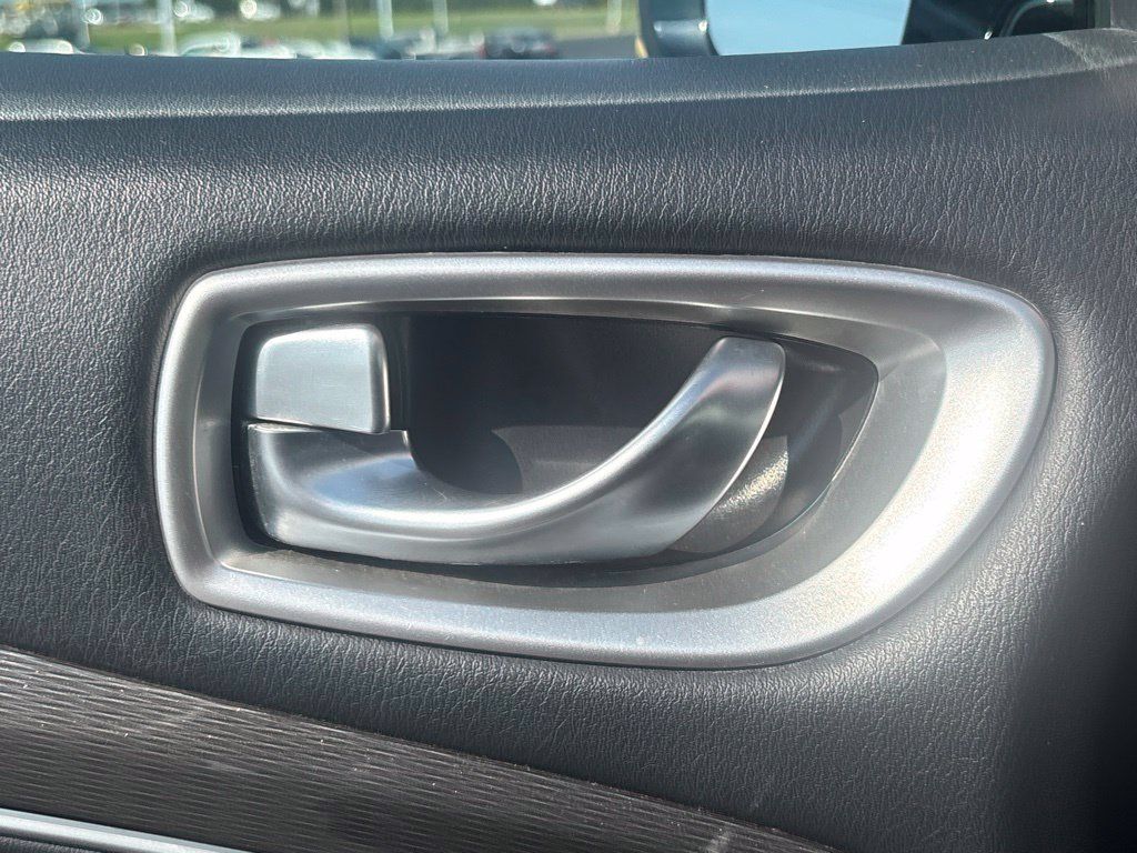 Used 2018 INFINITI QX60 Luxe AWD/4WD image 8