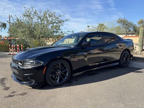 Used 2019 Dodge Charger Scat Pack image 7