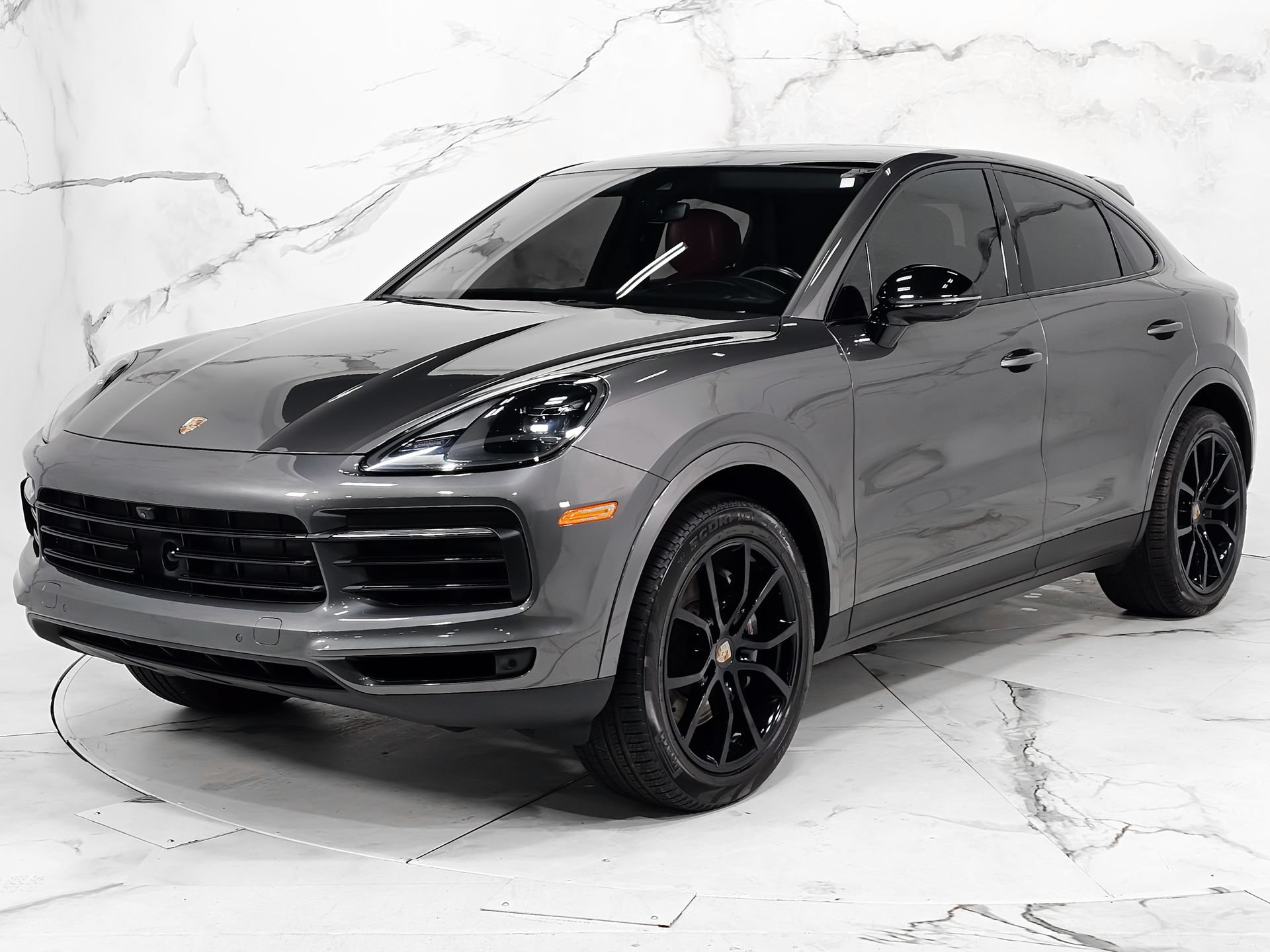Used 2022 Porsche Cayenne Coupe AWD/4WD image 7
